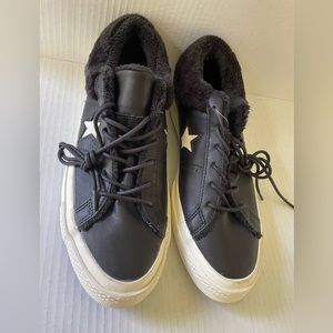 Converse One Star street warmer faux fur black sneakers NWOT